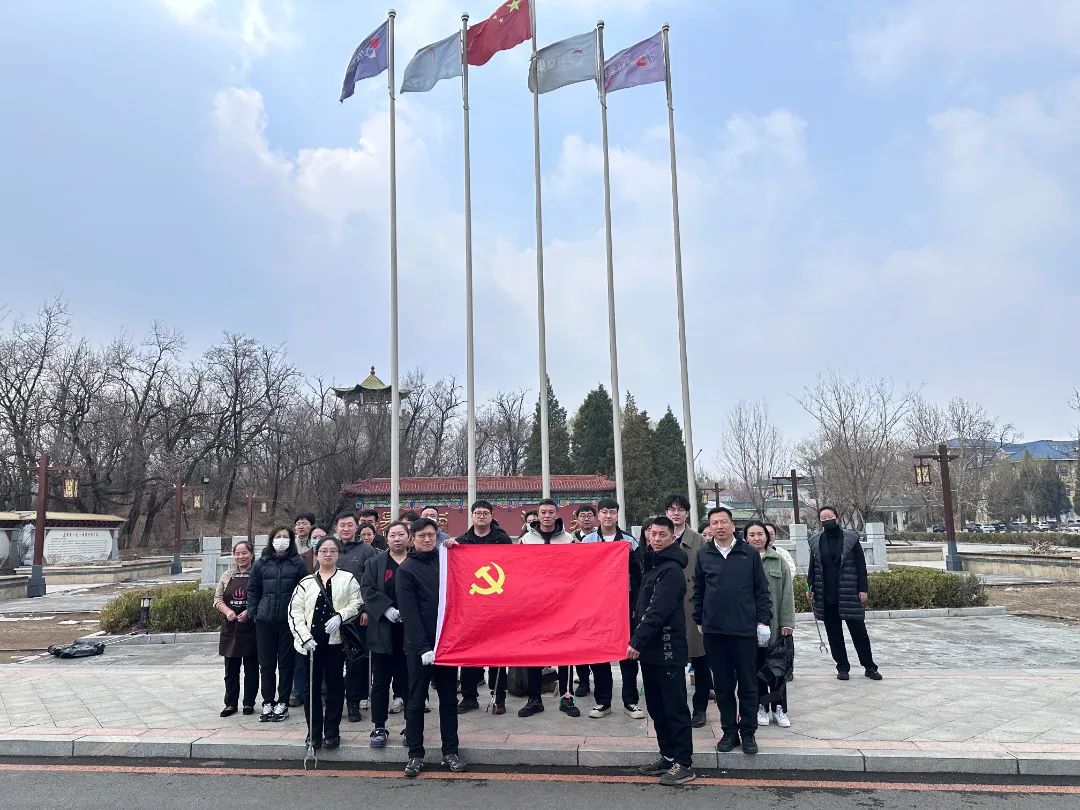 ca888亚洲城官网集团开展汤岗子ca888亚洲城官网景区环境整治行动，，，，，共建美丽景区！